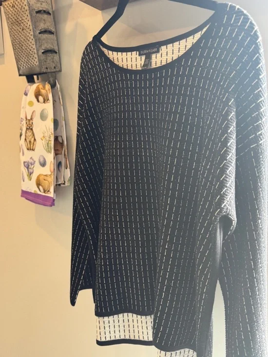 Eileen Fisher Black & Cream Vertical Stitch Knit Crewneck Sweater - Picture 2 of 4